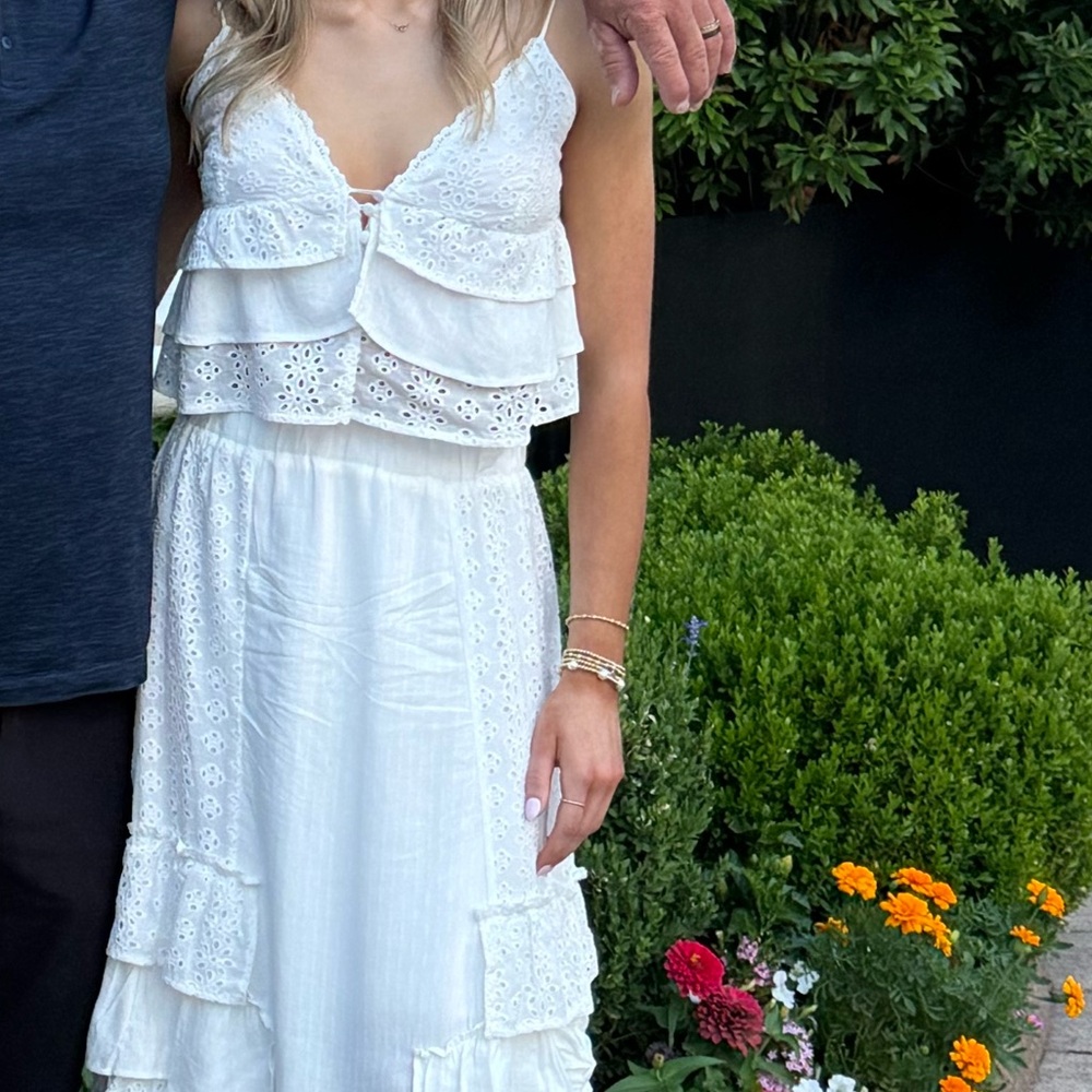 Hazel and olive white tank and skirt set